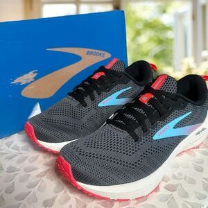BROOKS Revel 6 Supportive Road Running Shoe Sneaker NEW  Womens